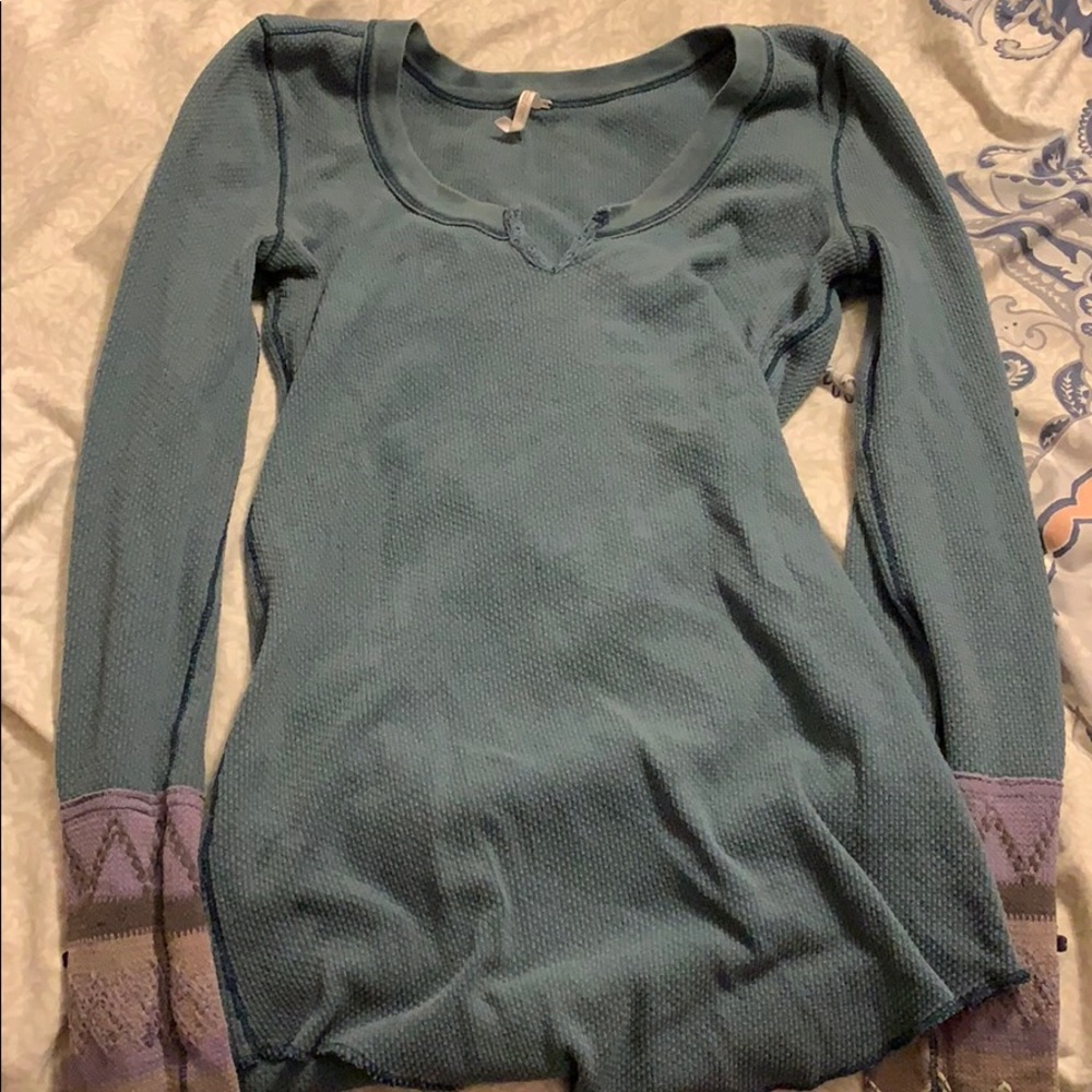 Blue long sleeve free people waffle top